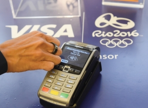 MWC18: Visa wraz z firmami Folli Follie oraz Links of London testują płatności biżuterią