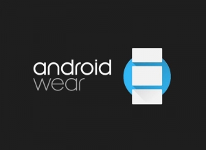 Moto 360 vs Huawei Watch na SlashGear