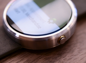 Moto 360 na iBood 32% taniej